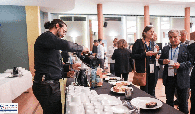 Photographie during lunch at the forum